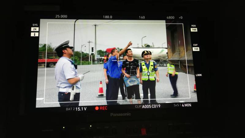 通道TVC拍摄：用专业镜头助力品牌曝光，让广告触达更多目标用户！